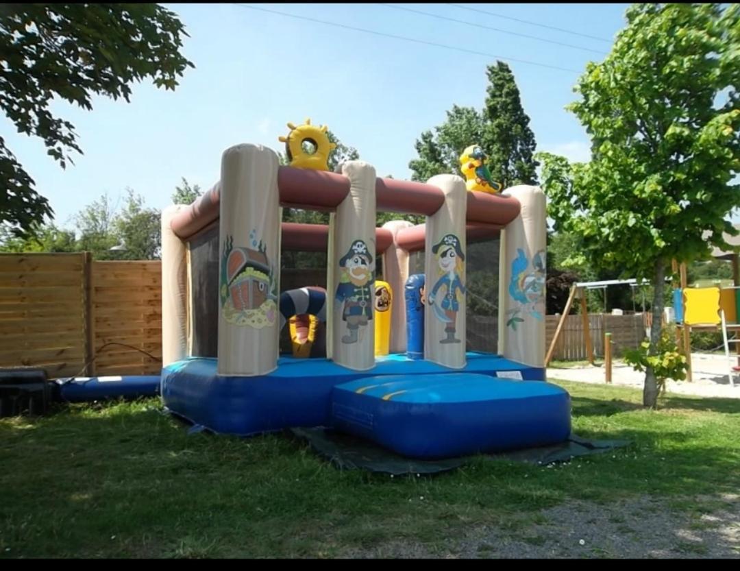 Mobil-Home Le Petit Paradis Vendeen Camping 3 Etoiles 7Km Des Plages Avrille  Екстер'єр фото